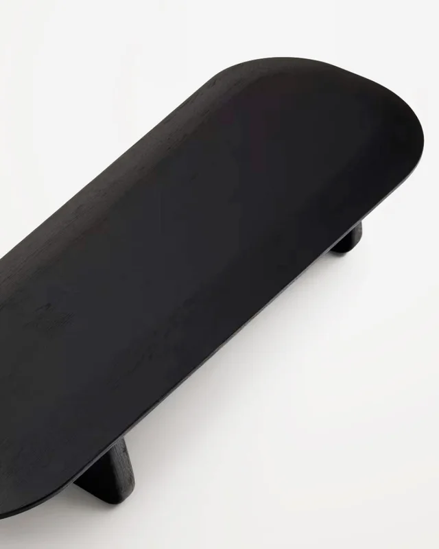 Mesa de centro Pirita de madera maciza de roble con - acabado negro, 146 x 56,5 cm FSC 100% en Marrón - Mesas de living, Uruguay | Kavehome, vista 5