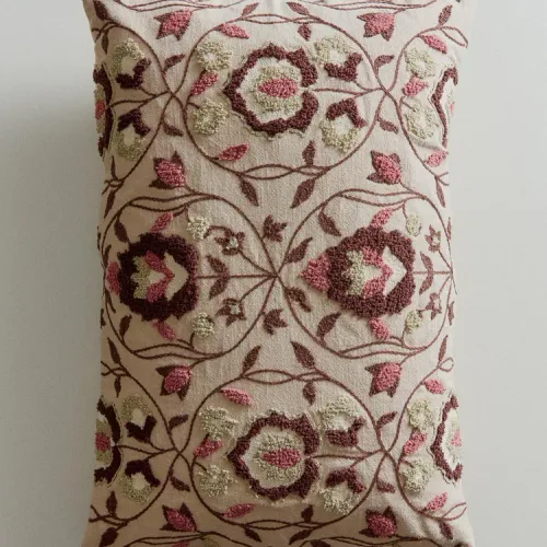 FUNDA COJÍN TUFTIN - Textiles, Uruguay | Zara Home