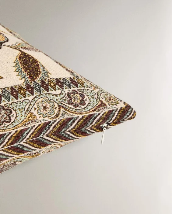 FUNDA COJÍN JACQUARD en Beige - Textiles, Uruguay | Zara Home, vista 6