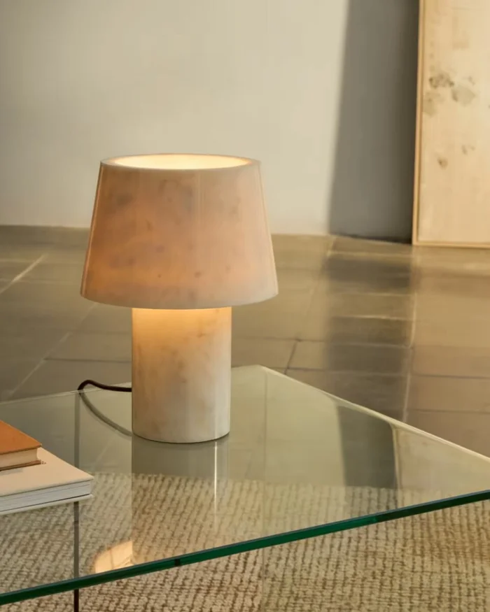 Lámpara de mesa Alaro de mármol blanco en Blanco - Lámparas de mesa, Uruguay | Kavehome, vista 2