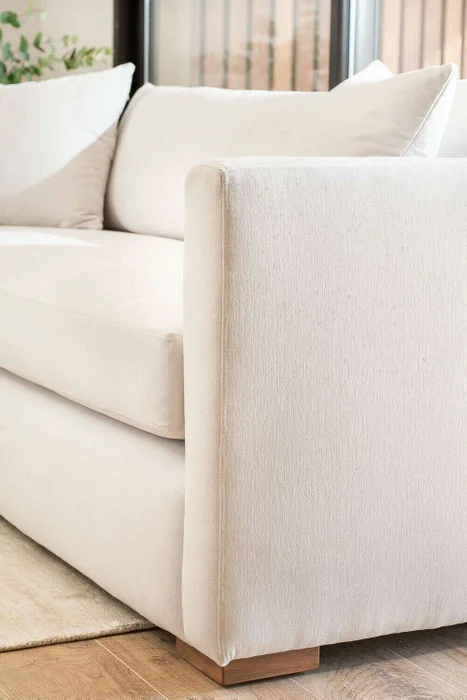 SILLON GINEBRA CURVO - LINO ANTIMANCHAS en Blanco - Sillones y sofás, Uruguay | La Iberica, vista 21