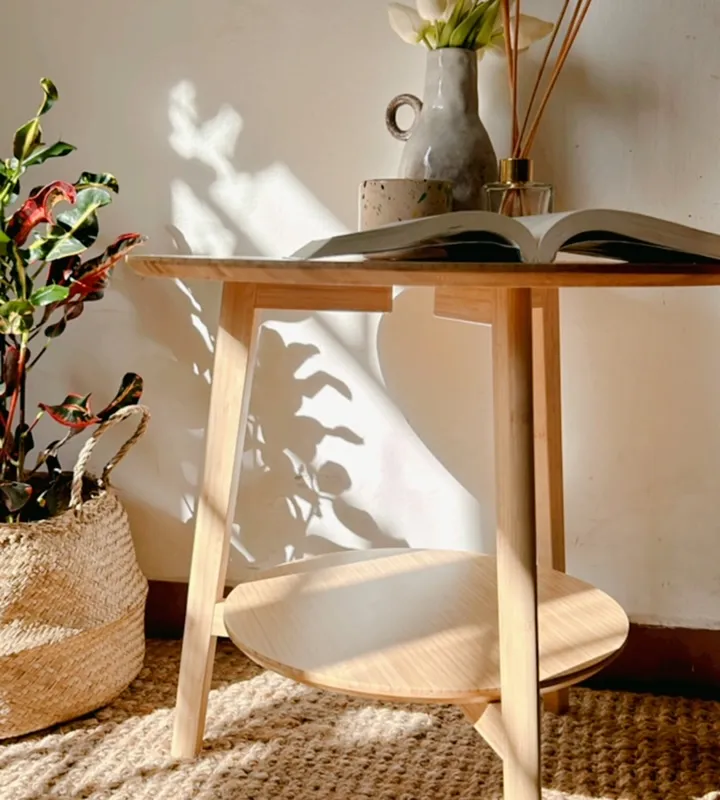 Mesa auxiliar de bambú en Madera natural - Muebles, Uruguay | Decoramuss