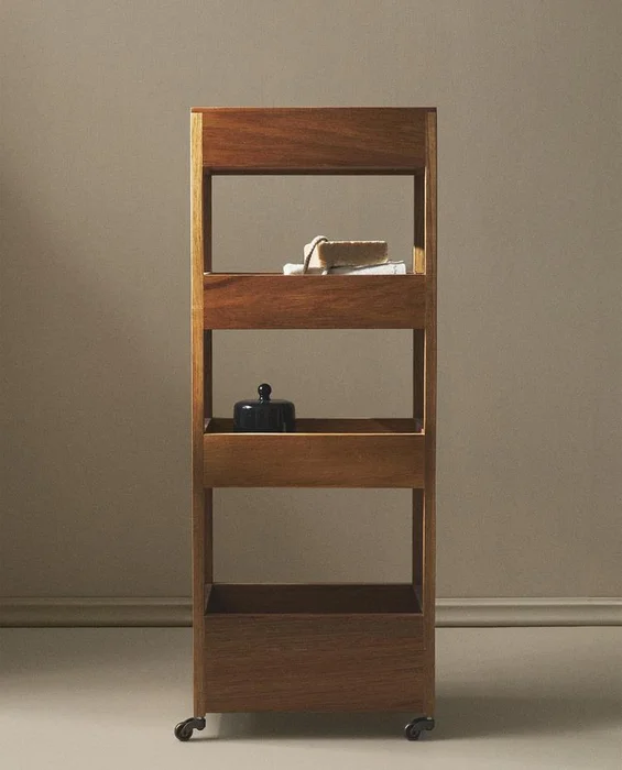 MUEBLE ALMACENAJE RUEDAS - Aparadores y recibidores, Uruguay | Zara Home