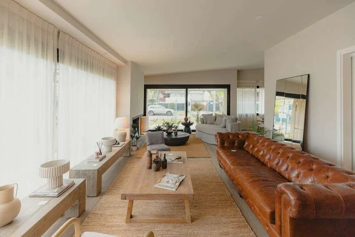SILLON CHESTERFIELD - CUERO ITALIANO - XL en Marrón - Sillones y sofás, Uruguay | La Iberica, vista 37