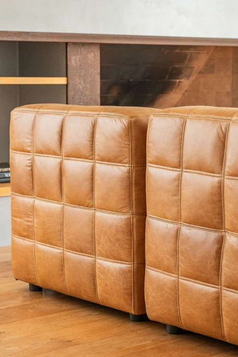 BUTACA COLUMBIA - CUERO ITALIANO CARAMELO en Marrón - Sillones y sofás, Uruguay | La Iberica, vista 39