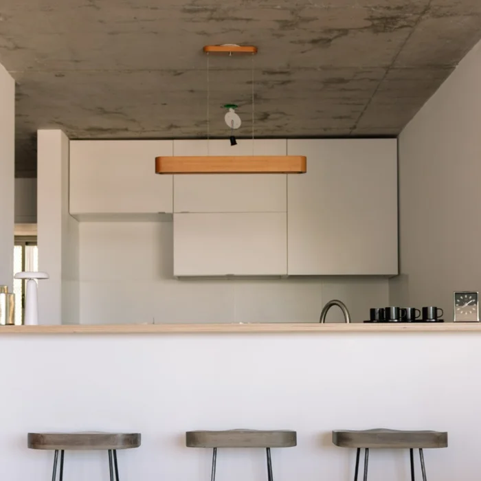 Lámpara Colgante Rectangular Pequeña Castaño en Madera natural - Lámparas colgantes, Uruguay | Berna home, vista 2