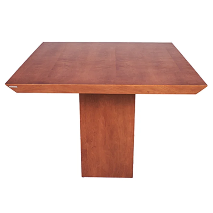Mesa cuadrada de 1,30m — Serra Amoblamientos en Marrón - Mesas de comedor, Uruguay | Serra Amoblamientos, vista 2