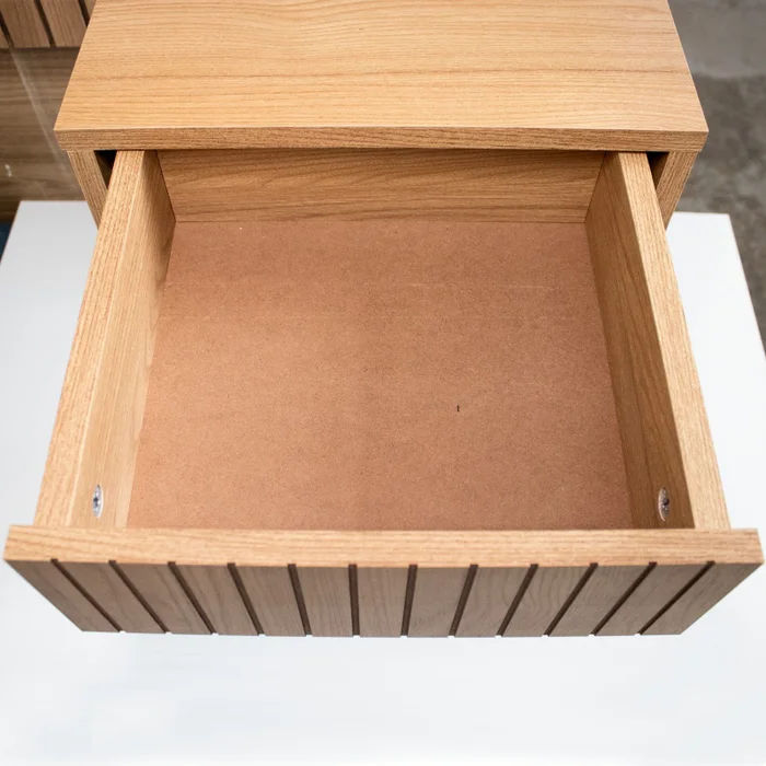 Mesa de Luz Aerea Capri - Olmo en Madera natural - Mesas de luz, Uruguay | Berna Home, vista 4