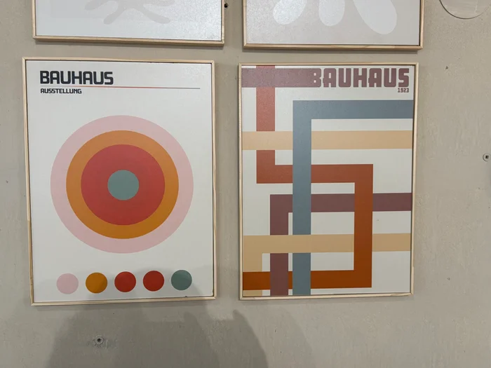 Kit 2 Cuadros - Bauhaus Colores - 30 x 40 en 30 x 40 - Berna Home Ir al contenido Buscar $ 0,00 0 Carrito Muebles Aparadores - Decoración de pared, Uruguay | Berna home, vista 2