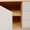 Aparador Anielle - 1 puerta y 3 cajones de madera maciza y chapa de fresno 150 x 78 cm en Off-white - Aparadores y recibidores, Uruguay | Kavehome, vista 7 de 10