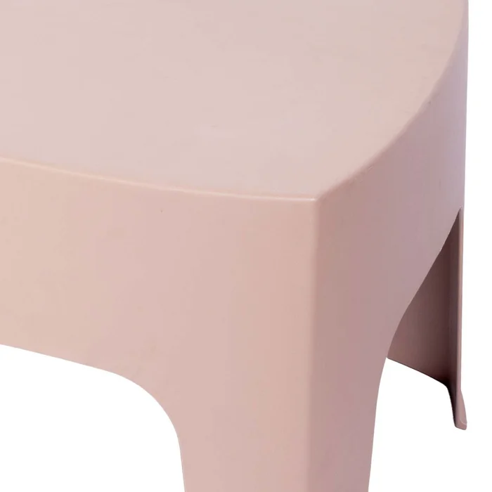 Mesa Ratona Exterior Polipropileno Marron Skarpo en Beige - Muebles para el exterior, Uruguay | Divino, vista 3