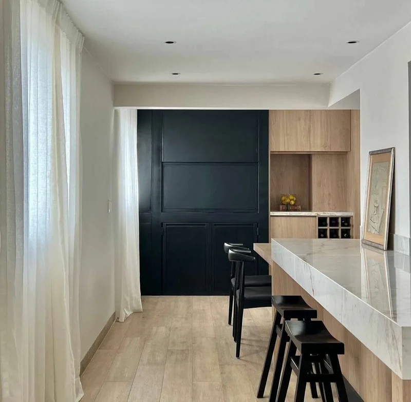 BANCO TAO NEGRO - TALL en Negro - Sillas, Uruguay | La Iberica, vista 7