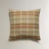 FUNDA COJÍN CUADROS - Textiles, Uruguay | Zara Home, vista 2 de 5