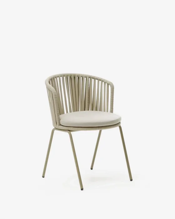 Silla exterior Saconca de cuerda y acero con acabado pintado - beige en Beige - Sillas, Uruguay | Kavehome