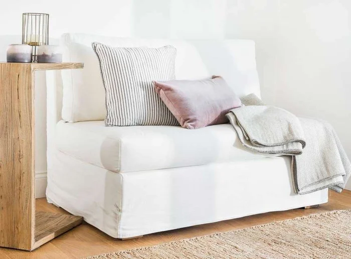 SILLON MANUELITA - FUNDA LAVABLE JEAN BLANCO en Blanco - Sillones y sofás, Uruguay | La Iberica