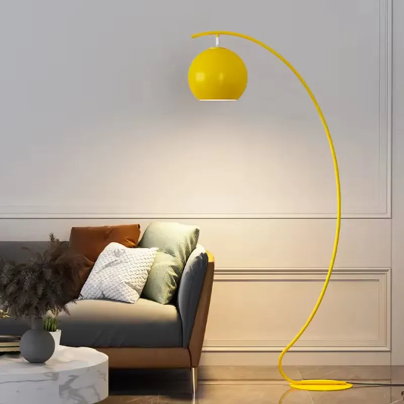 Lampara de pie Katarina en Amarillo - Lámparas de mesa, Uruguay | Decotech