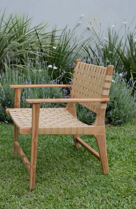 Butaca en cincha naútica con posabrazos en Blanco - Butacas, banquetas y puffs, Uruguay | Entrecasa, vista 3