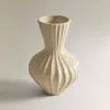 JARRÓN PEQUEÑO CERÁMICA ESMALTADA RAYAS - Jarrones, Uruguay | Zara Home, vista 1 de 4
