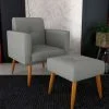 Poltrona Alta Patas De Madera Con Puff Tapizado en Gris - Butacas, banquetas y puffs, Uruguay | Soy Hogar, vista 3