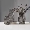 FLORERO VIDRIO LABRADO 14.5x14.5x22CM GRIS en Gris - Jarrones, Uruguay | Koz, vista 3 de 3