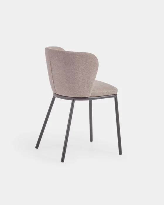 Silla Ciselia - de chenilla marrón claro y acero negro en Beige - Sillas, Uruguay | Kavehome, vista 7