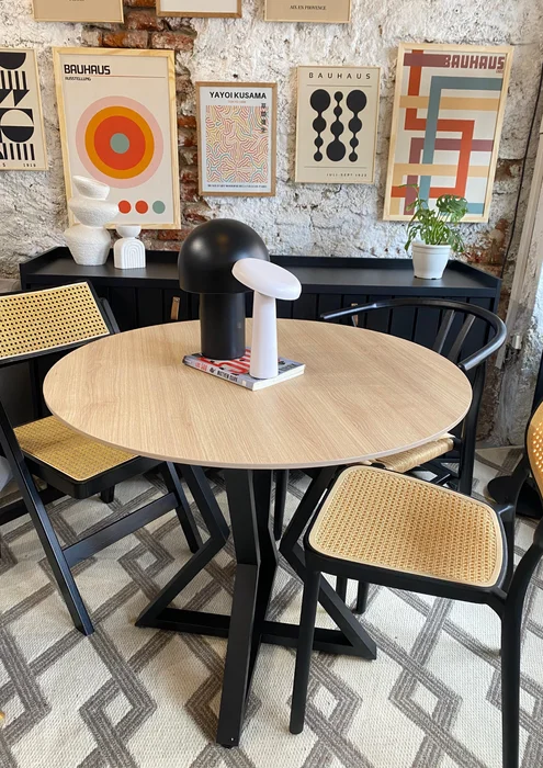 Mesa de Comedor Circular Louvre (90 cm) - Crudo en Blanco - Mesas de comedor, Uruguay | Berna Home, vista 6