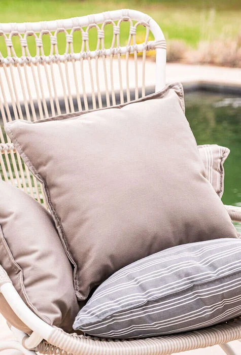 ALMOHADON EXTERIOR - VISON - 45 X 45 en Beige - Muebles para el exterior, Uruguay | La Iberica