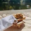 Tabla panera de madera con bolsita de lino - Decoración, Uruguay | Dreams On Time, vista 8 de 10