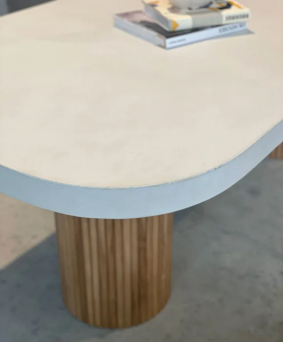 Mesa de comedor AUSTRALIS rectangular en entre una pieza - Mesas de comedor, Uruguay | Mezcla, vista 4
