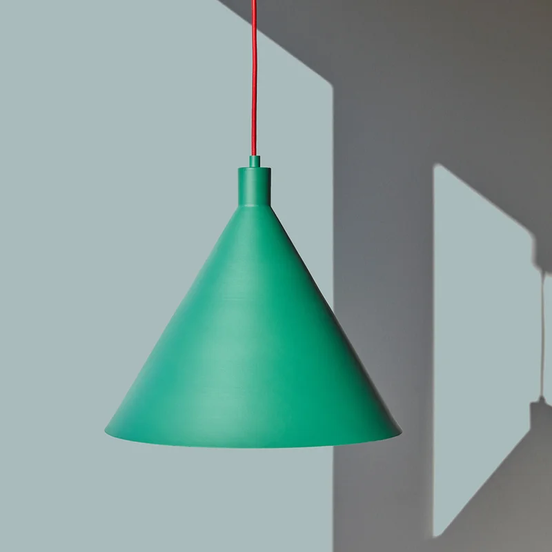 Luminaria Reese en Rojo, Verde - Lámparas colgantes, Uruguay | Walnut, vista 3