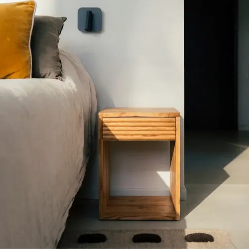 Mesita de Luz Ubud en Madera natural - Mesas de arrimo, Uruguay | Casakos