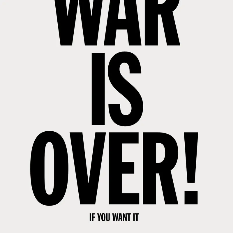 War is over en Blanco - Láminas, Uruguay | Mara Estudio