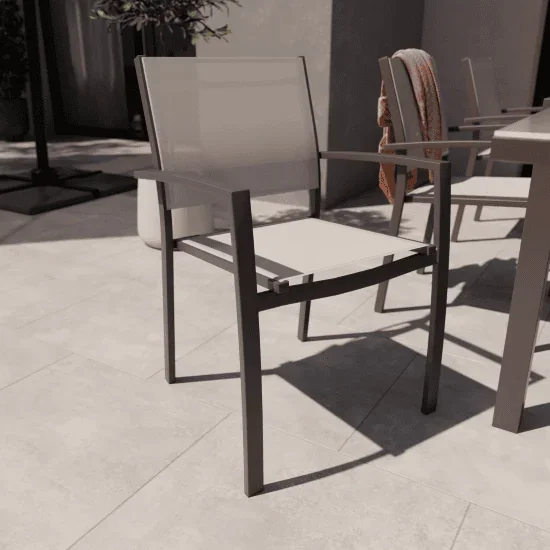 Silla Lyra Beta Moka en Gris - Muebles para el exterior, Uruguay | Naterial Uruguay