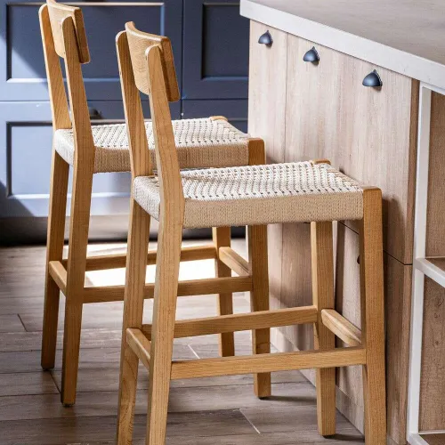 SILLA DE BAR MALIBU - NATURAL en Madera natural - Sillas, Uruguay | La Iberica