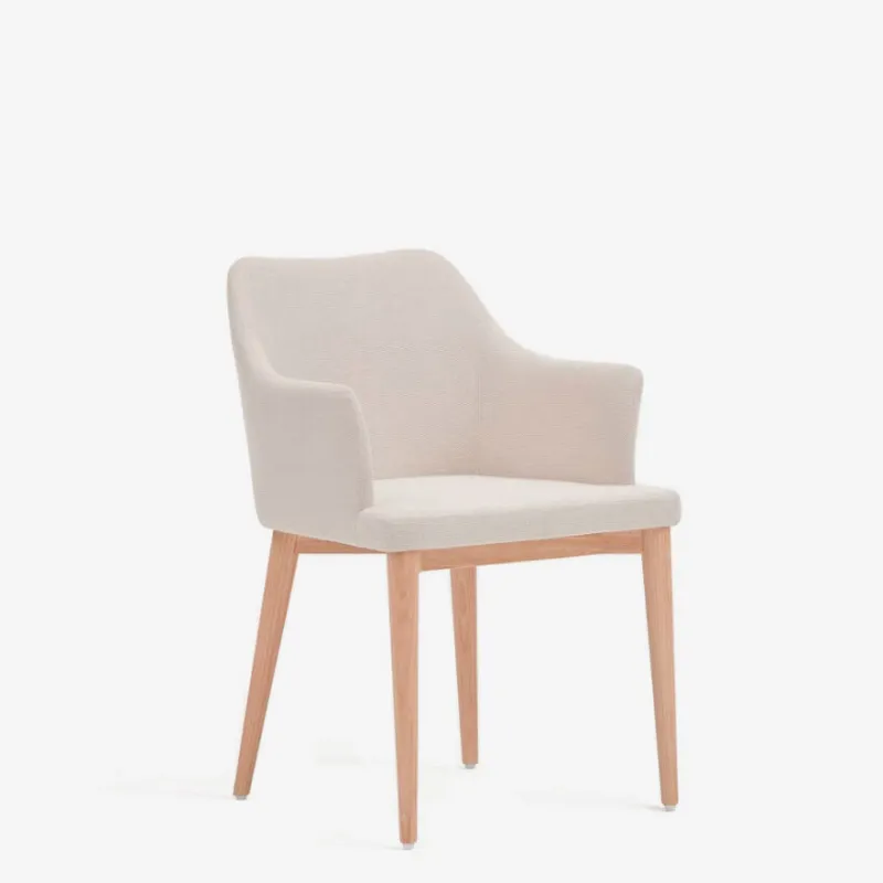 Silla Croft de chenilla y patas de madera maciza de fresno - beige en Beige - Sillas, Uruguay | Kavehome