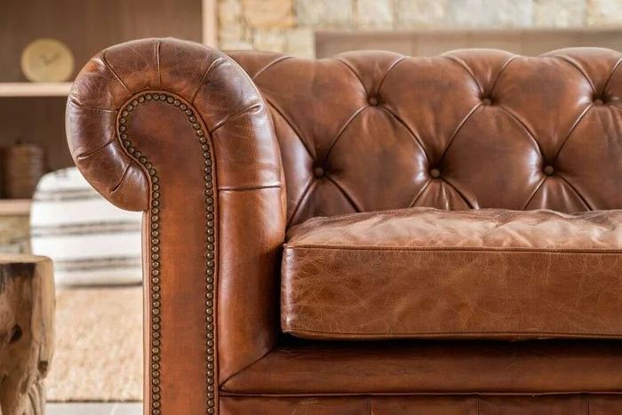SILLON CHESTERFIELD - CUERO ITALIANO - XL en Marrón - Sillones y sofás, Uruguay | La Iberica, vista 25