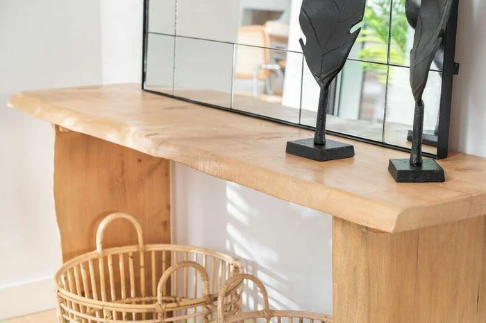 MESA DE ARRIMO IRREGULAR - NATURAL en Madera natural - Muebles para TV, Uruguay | La Iberica, vista 8