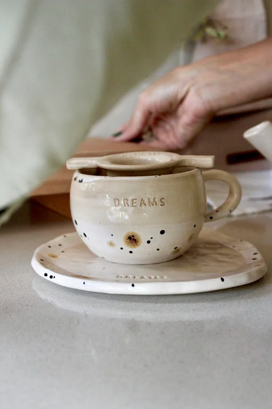 Cápsula dulce (taza y plato) en Beige - Decoración, Uruguay | Dreams On Time, vista 9
