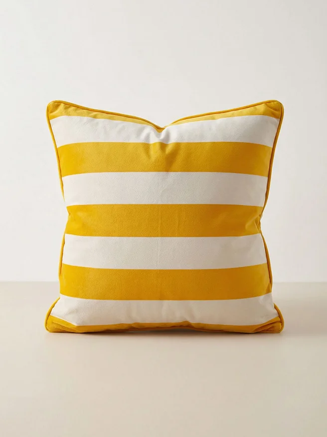 Almohadón Terciopelo Suave Rayas en Amarillo - Textiles, Uruguay | Cabana, vista 2