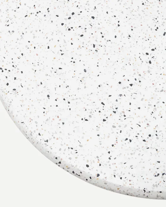 Mesa Saura - redonda de exterior de terrazzo blanco Ø 70 cm en Blanco - Mesas de comedor, Uruguay | Kavehome, vista 7
