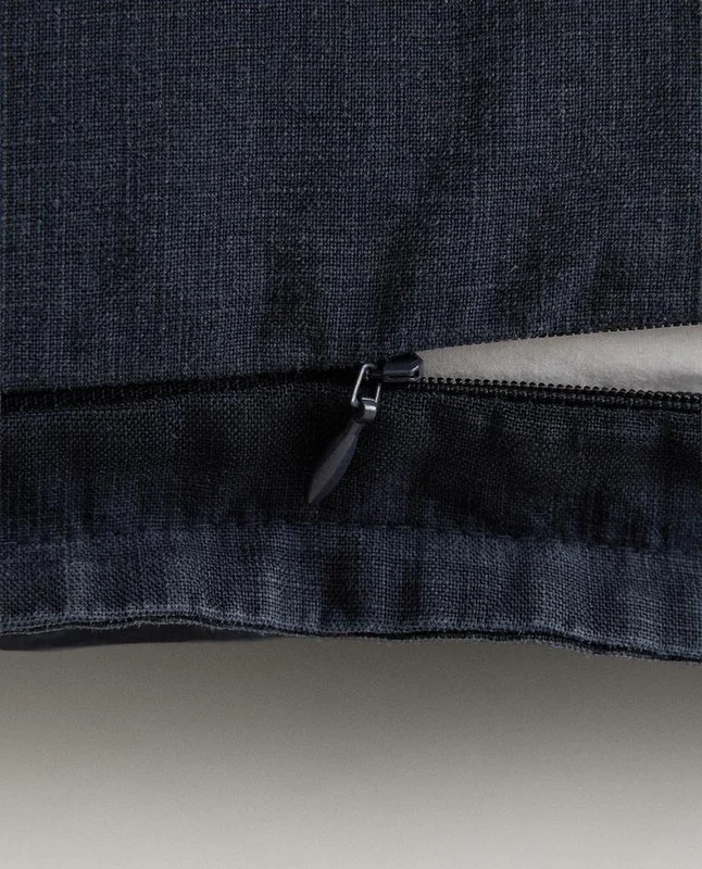 FUNDA COJÍN LINO LAVADO en Azul - Textiles, Uruguay | Zara Home, vista 5