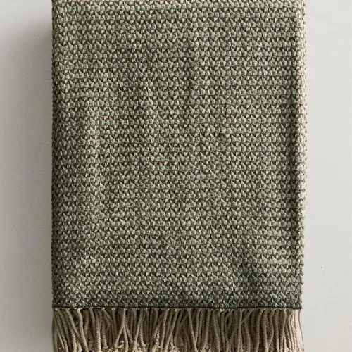 MANTA CHENILLA GEOMÉTRICA - Textiles, Uruguay | Zara Home