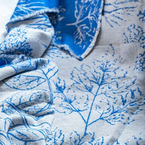 MANTA AUSTRIACA ALBA BLUE - 2.00 X 1.40 MTS en Azul - Textiles, Uruguay | La Iberica