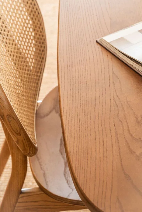 MESA COMEDOR PETIT OVAL - 1.30 X 0.80 MTS en Madera natural - Mesas de comedor, Uruguay | La Iberica, vista 9