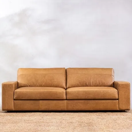 Sillón Cuero Octavio 3 Cuerpos Amendoa - Sillones y sofás, Uruguay | Aihaus