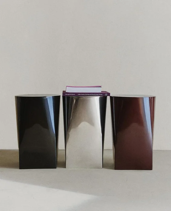 MESA AUXILIAR ACERO INOXIDABLE - Sillas, Uruguay | Zara Home