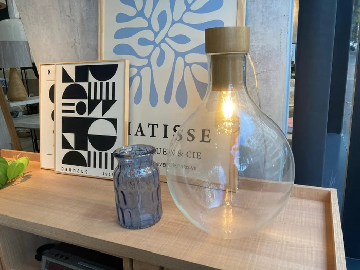Lámpara de Mesa Botellón de Vidrio Tradicional - Mediano en Madera natural - Lámparas de mesa, Uruguay | Berna home, vista 2