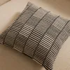Almohadón Levu 100% algodón a rayas negro y blanco 45 x 45 cm en Multicolor - Textiles, Uruguay | Kavehome, vista 2 de 3