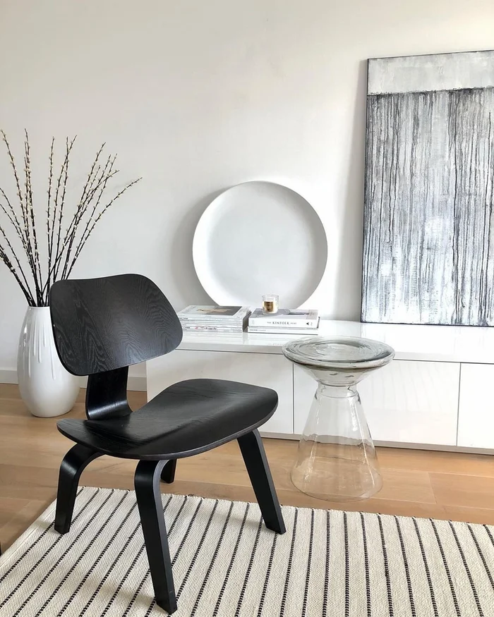 Butaca – Poltrona Eames Negro LCW en Marrón - Butacas, banquetas y puffs, Uruguay | Berna Home, vista 2