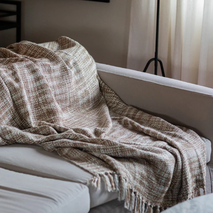 Manta para sillón y cama Rústica beige - 180 x 130 cm - Textiles, Uruguay | Buho Store, vista 2
